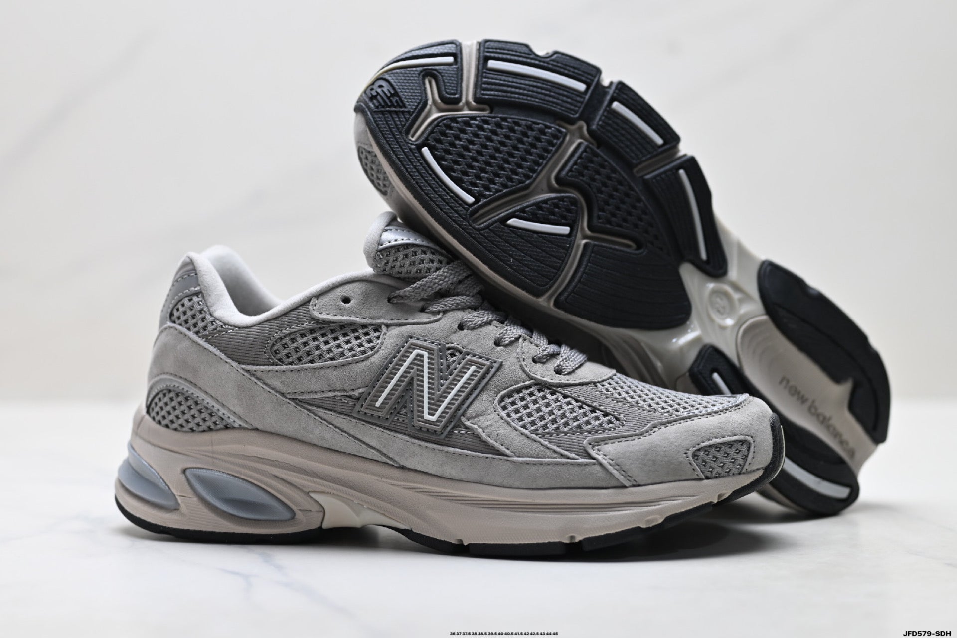New Balance 2010 | Retro Dad-Style Mesh Running Sneaker — U2010RC (Grey/Blue)