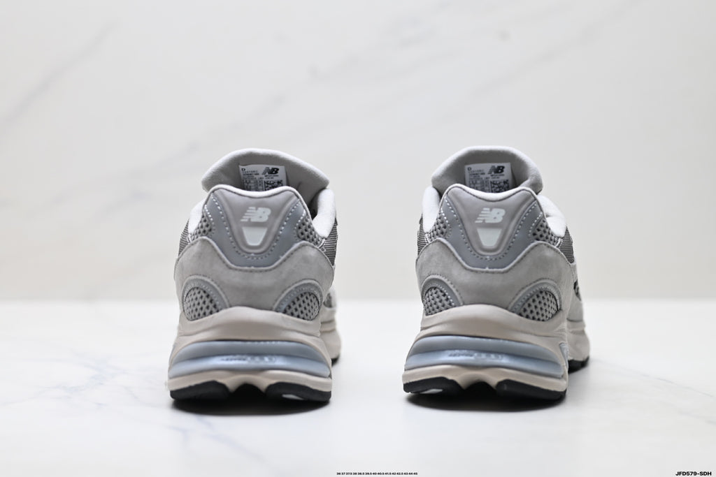 New Balance 2010 | Retro Dad-Style Mesh Running Sneaker — U2010RC (Grey/Blue)