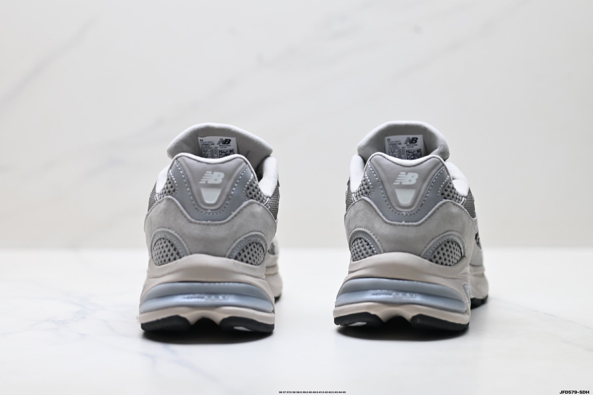 New Balance 2010 | Retro Dad-Style Mesh Running Sneaker — U2010RC (Grey/Blue)