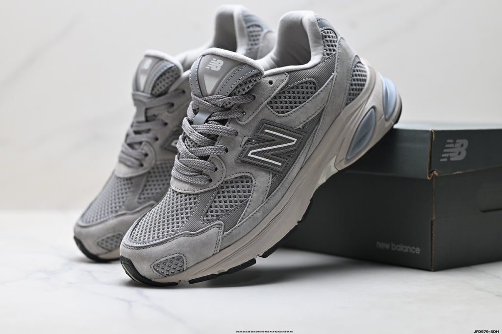New Balance 2010 | Retro Dad-Style Mesh Running Sneaker — U2010RC (Grey/Blue)