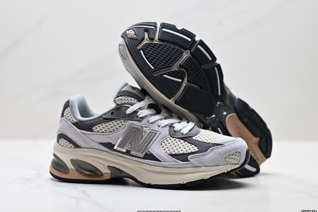 New Balance 2010 | Retro Dad-Style Mesh Running Sneaker — U2010TTO