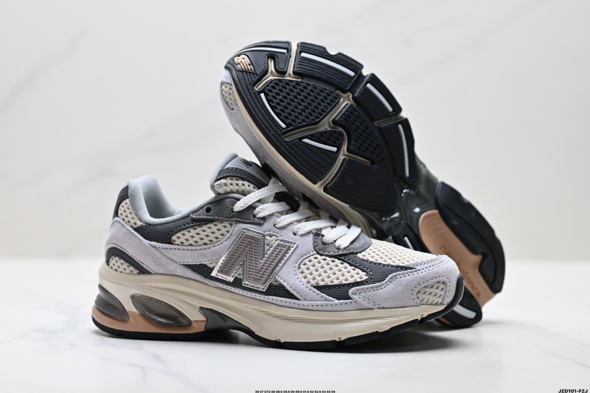 New Balance 2010 | Retro Dad-Style Mesh Running Sneaker — U2010TTO