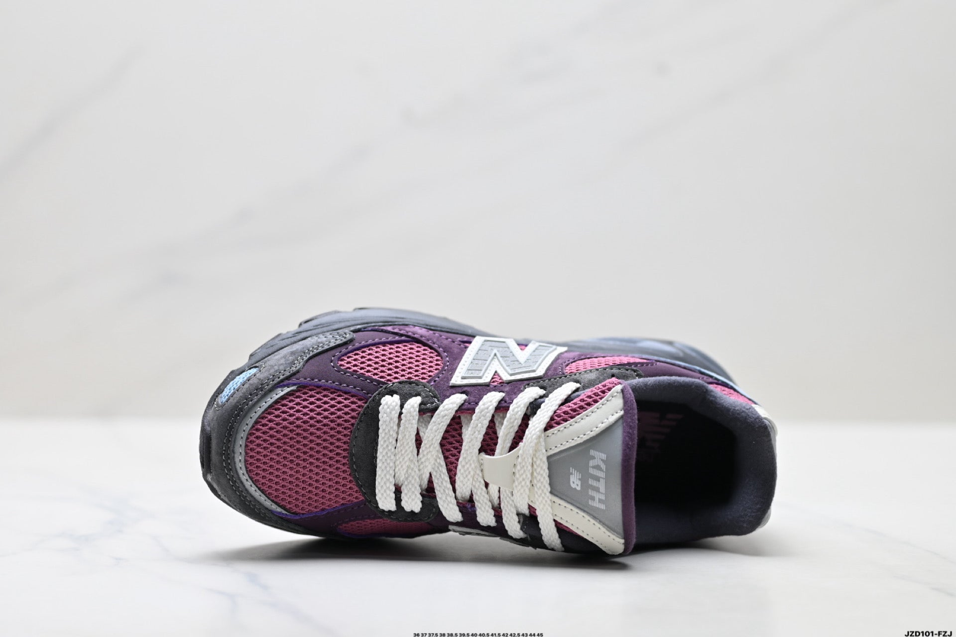 New Balance 2010 | Retro Dad-Style Mesh Running Sneaker — U2010RC (Blue/Purple)