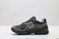 New Balance 2010 | Retro Dad Sneaker – Mesh & Suede Running Shoe U2010AGY