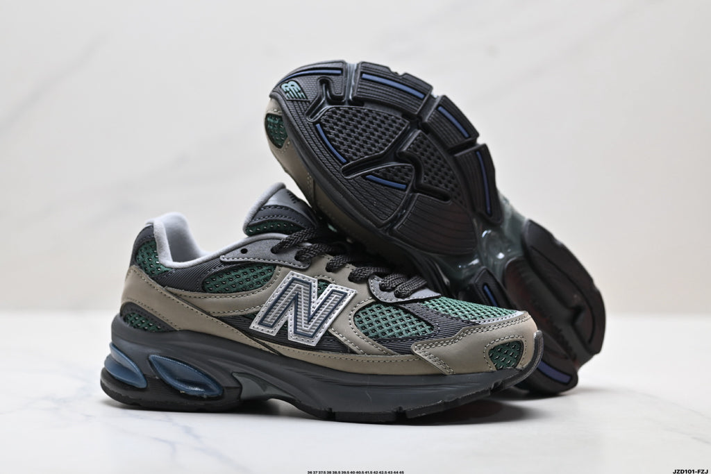 New Balance 2010 | Retro Dad Sneaker – Mesh & Suede Running Shoe U2010AGY