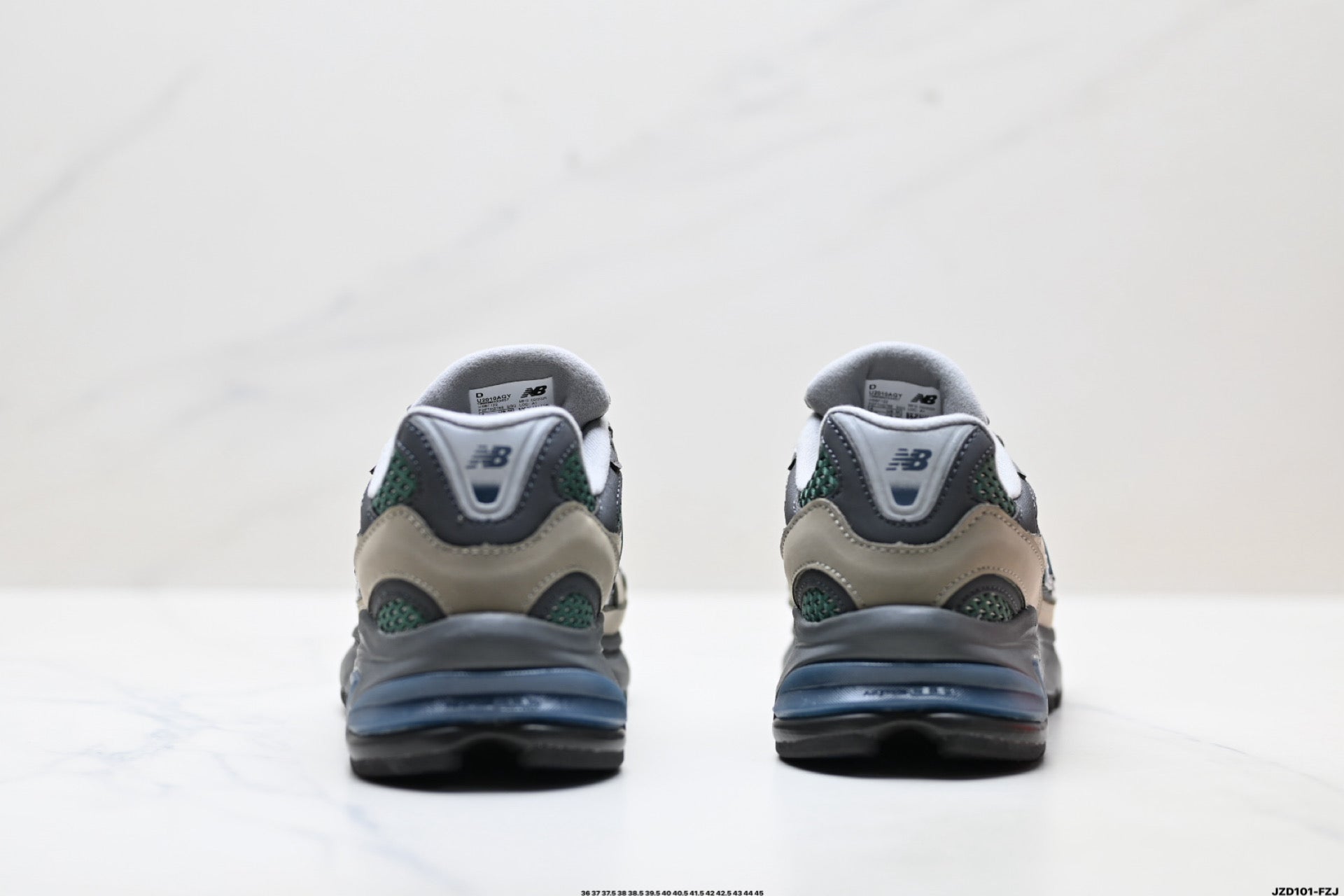 New Balance 2010 | Retro Dad Sneaker – Mesh & Suede Running Shoe U2010AGY