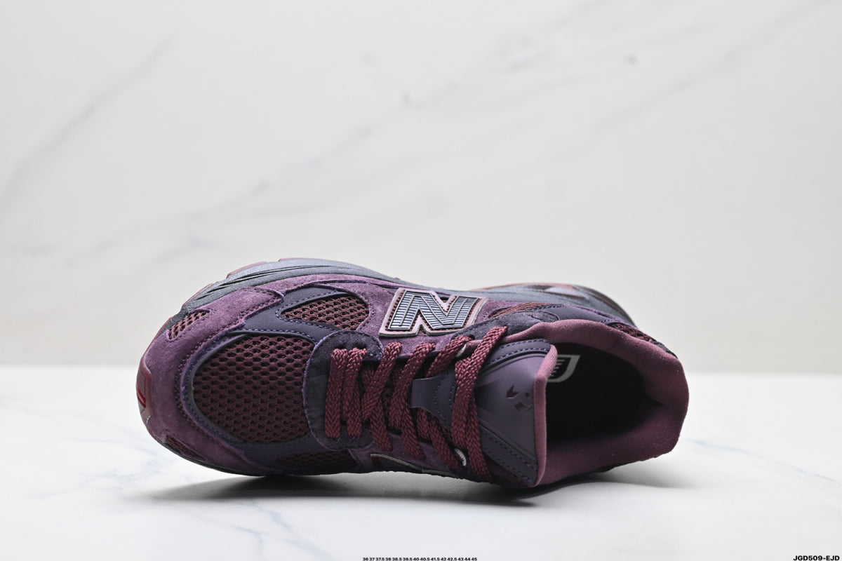 New Balance 2010 | Retro Dad Sneaker – Mesh & Suede Running Shoe U2010RP1