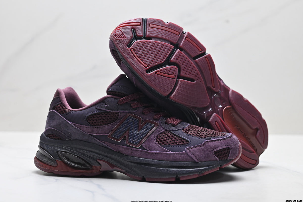 New Balance 2010 | Retro Dad Sneaker – Mesh & Suede Running Shoe U2010RP1