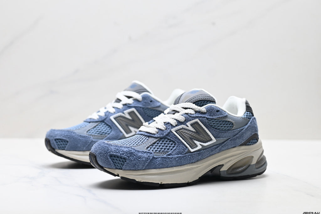 New Balance 2010 | Retro Dad Sneaker – Mesh & Suede Running Shoe U2010WNV