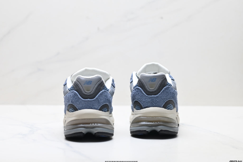 New Balance 2010 | Retro Dad Sneaker – Mesh & Suede Running Shoe U2010WNV