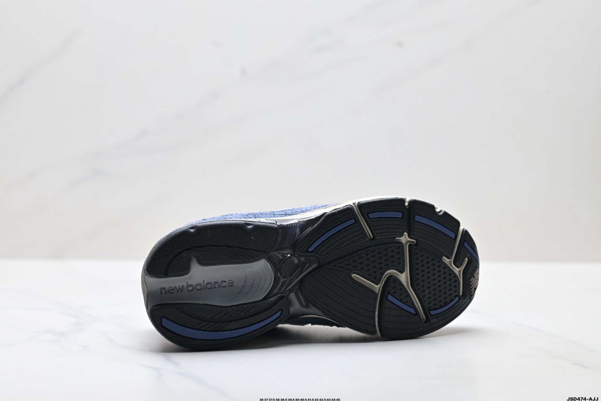 New Balance 2010 | Retro Dad Sneaker – Mesh & Suede Running Shoe U2010WNV
