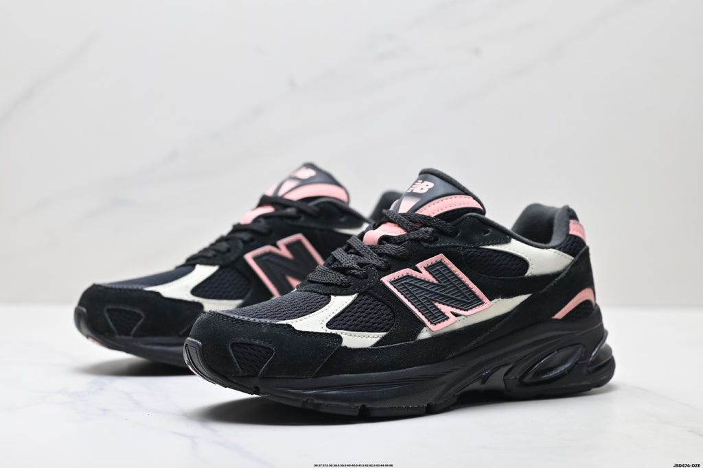 New Balance 2010 | Retro Dad Sneaker – Mesh & Suede Running Shoe U20109LY