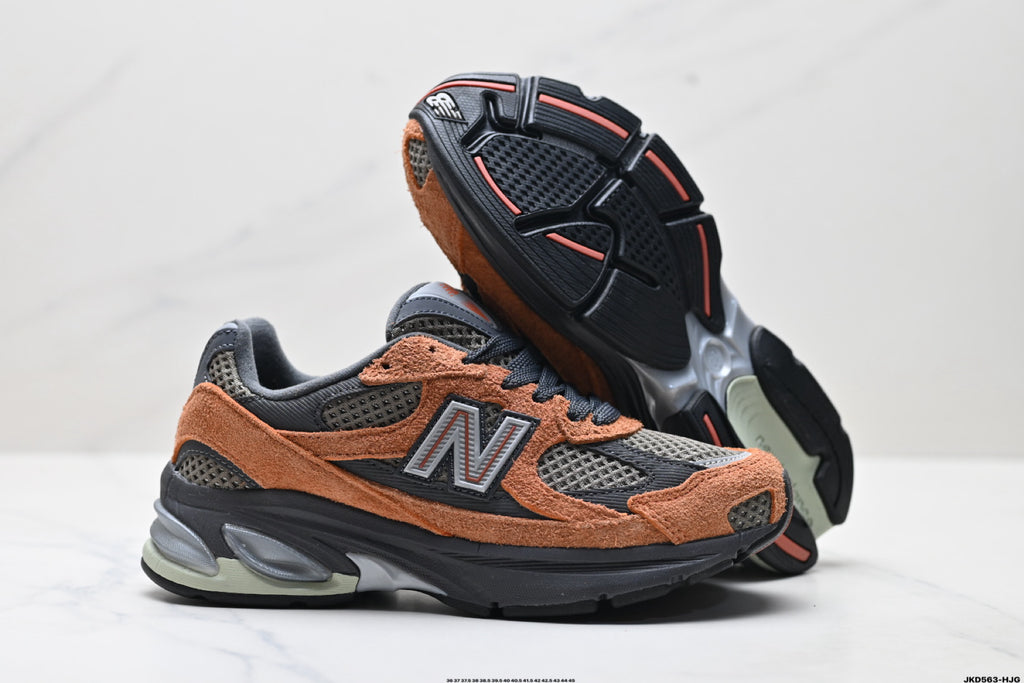 New Balance 2010 | Retro Dad Sneaker – Mesh & Suede Running Shoe U2010ANV