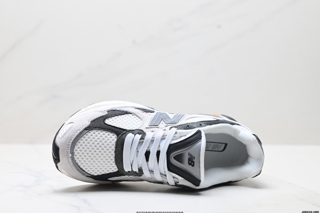 New Balance 2010 | Retro Dad Sneaker – Mesh & Suede Running Shoe U2010V1