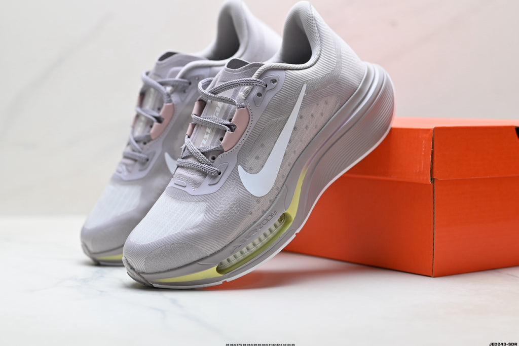 Nike Air Zoom Pegasus Plus | Marathon Running Shoe – Flyknit & ZoomX