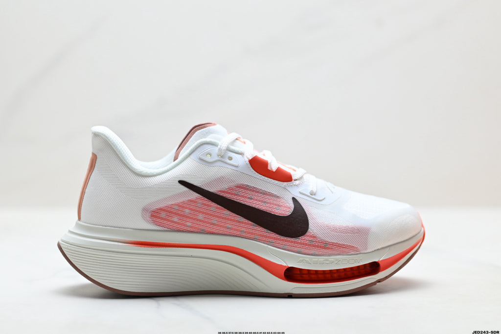 Nike Air Zoom Pegasus Plus | Marathon Running Shoe – Flyknit & ZoomX