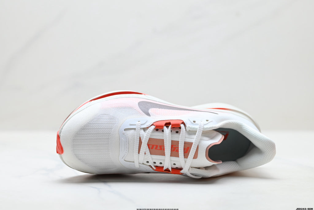 Nike Air Zoom Pegasus Plus | Marathon Running Shoe – Flyknit & ZoomX