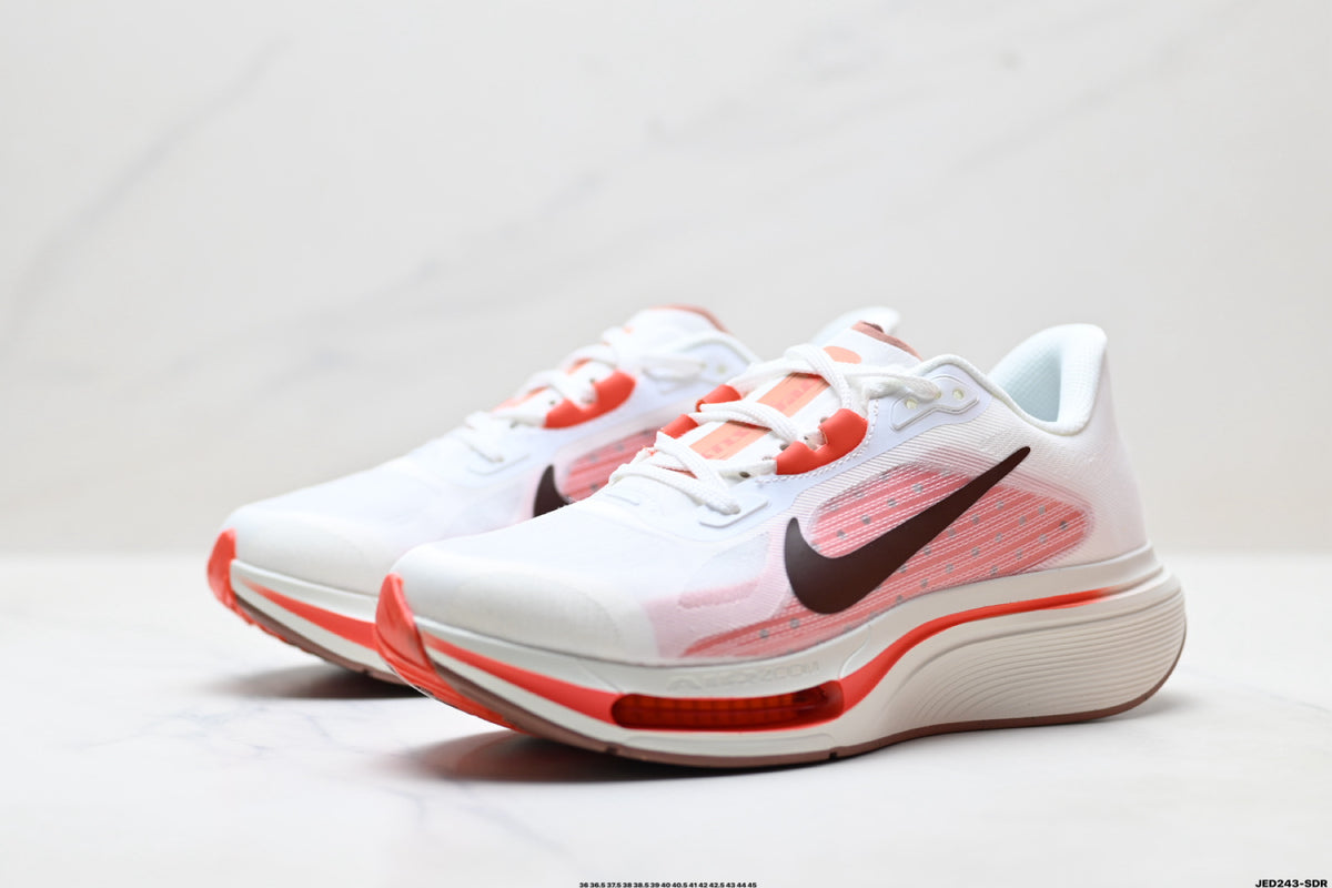 Nike Air Zoom Pegasus Plus | Marathon Running Shoe – Flyknit & ZoomX