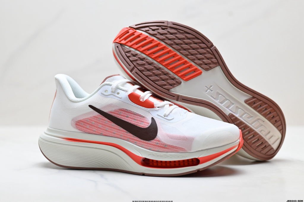 Nike Air Zoom Pegasus Plus | Marathon Running Shoe – Flyknit & ZoomX