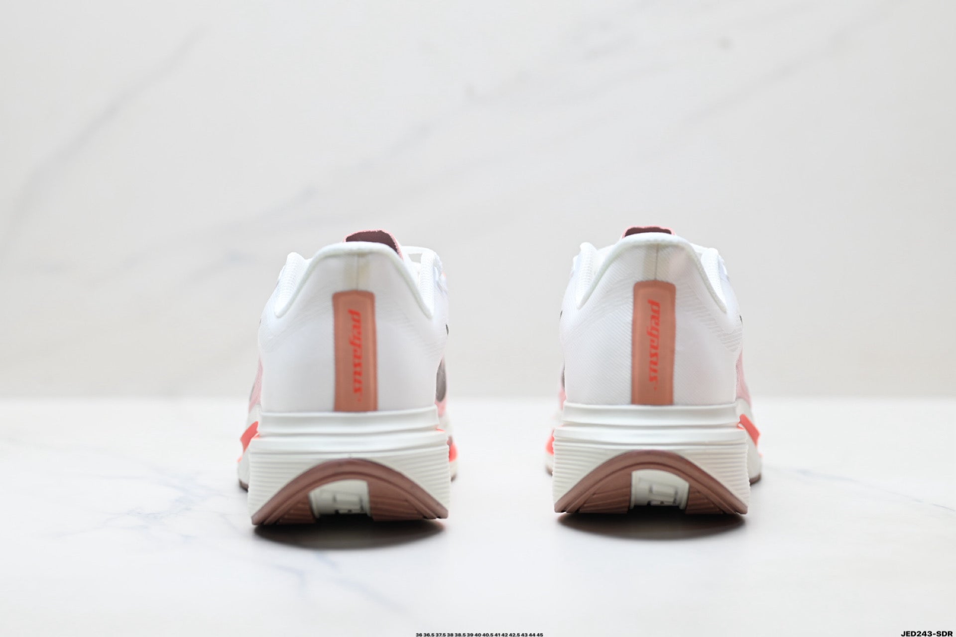 Nike Air Zoom Pegasus Plus | Marathon Running Shoe – Flyknit & ZoomX