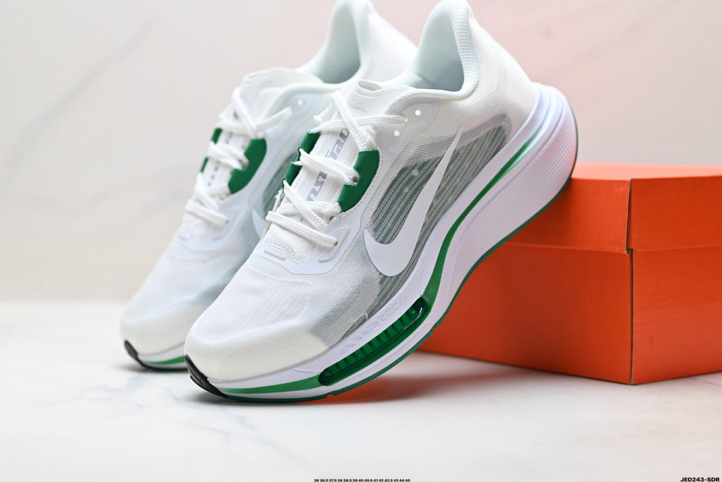 Nike Air Zoom Pegasus Plus | Marathon Running Shoe – Flyknit & ZoomX