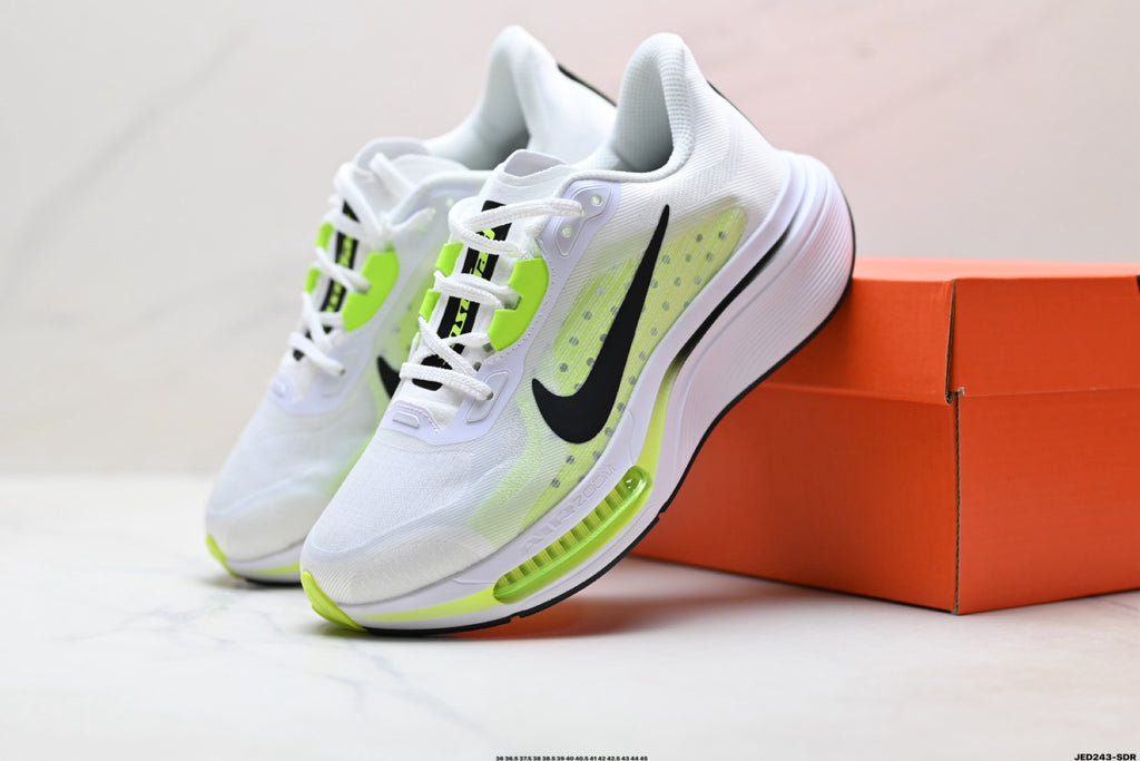 Nike Air Zoom Pegasus Plus | Marathon Running Shoe – Flyknit & ZoomX