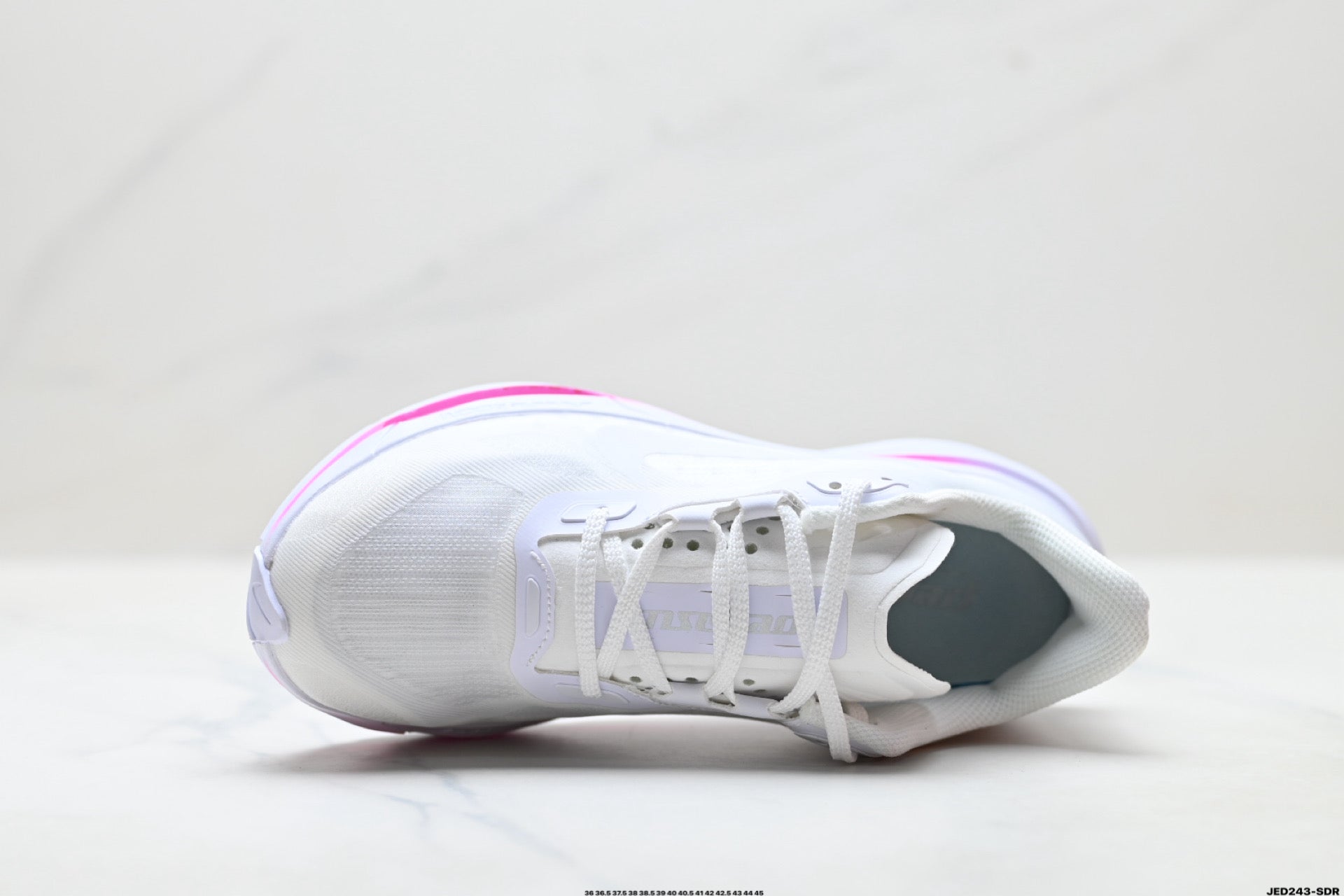 Nike Air Zoom Pegasus Plus | Marathon Running Shoe – Flyknit & ZoomX