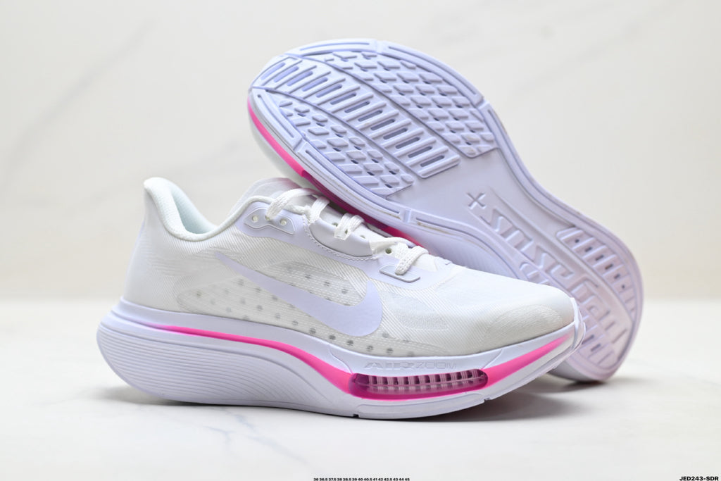Nike Air Zoom Pegasus Plus | Marathon Running Shoe – Flyknit & ZoomX