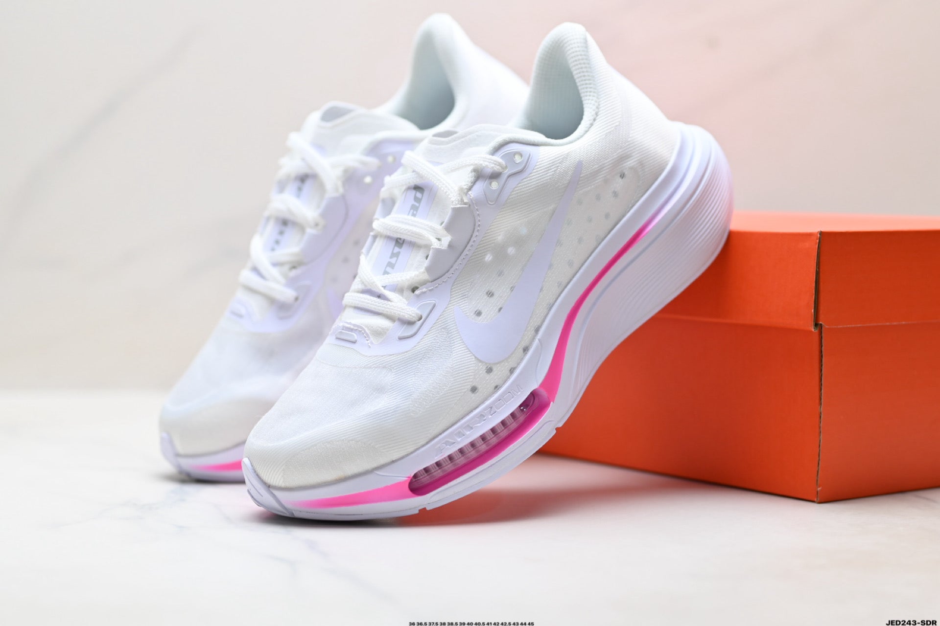 Nike Air Zoom Pegasus Plus | Marathon Running Shoe – Flyknit & ZoomX