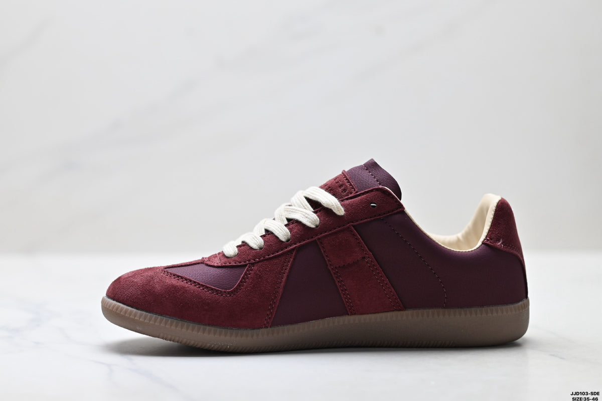 Maison Margiela Replica Wedge Low-Top Sneaker in Calfskin — S57WS0236P1895T5081
