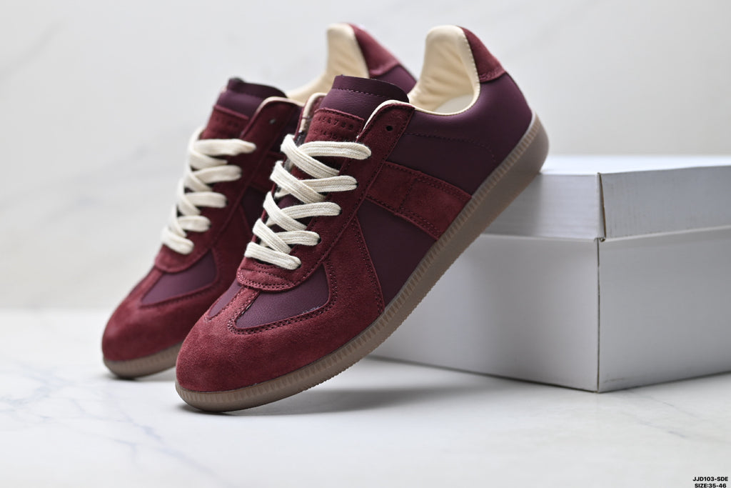Maison Margiela Replica Wedge Low-Top Sneaker in Calfskin — S57WS0236P1895T5081