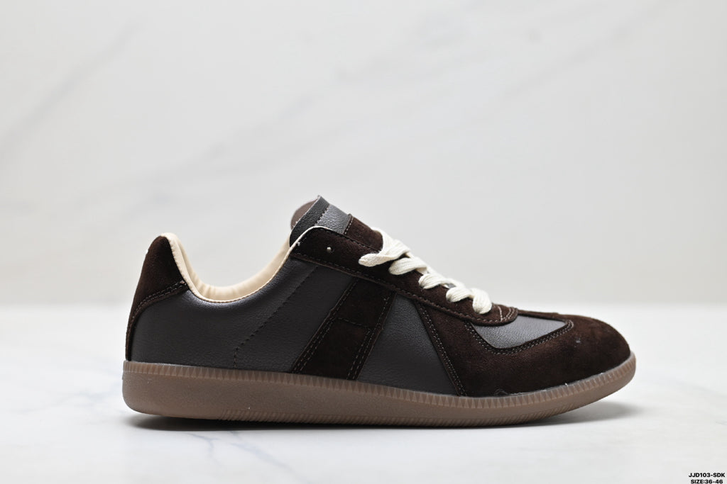 Maison Margiela Replica Wedge Low-Top Sneaker in Calfskin — S57WS0236P1895T2153