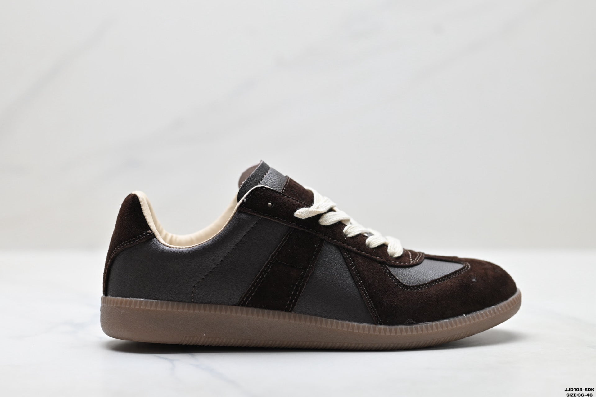 Maison Margiela Replica Wedge Low-Top Sneaker in Calfskin — S57WS0236P1895T2153