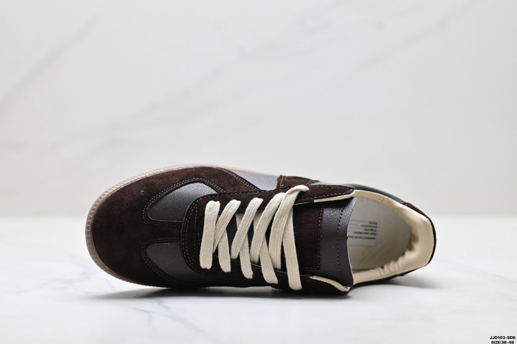 Maison Margiela Replica Wedge Low-Top Sneaker in Calfskin — S57WS0236P1895T2153