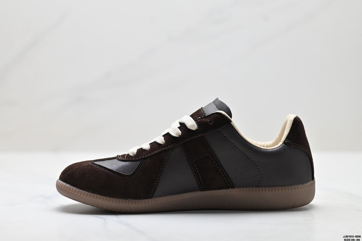 Maison Margiela Replica Wedge Low-Top Sneaker in Calfskin — S57WS0236P1895T2153