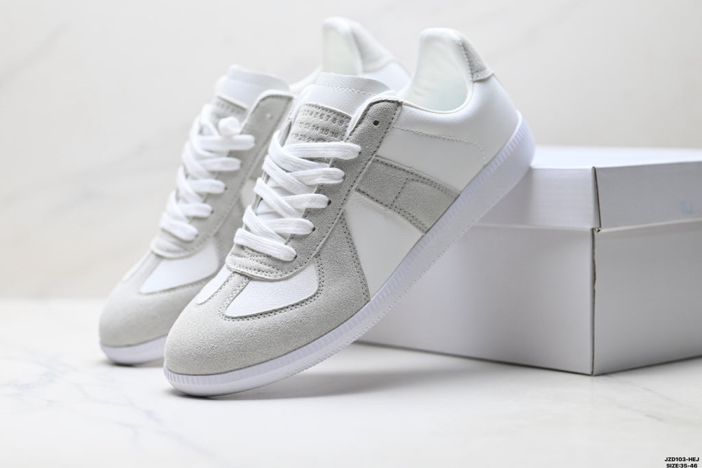 Maison Margiela Replica Wedge Low-Top Sneaker in Calfskin — S57WS0236P1897101