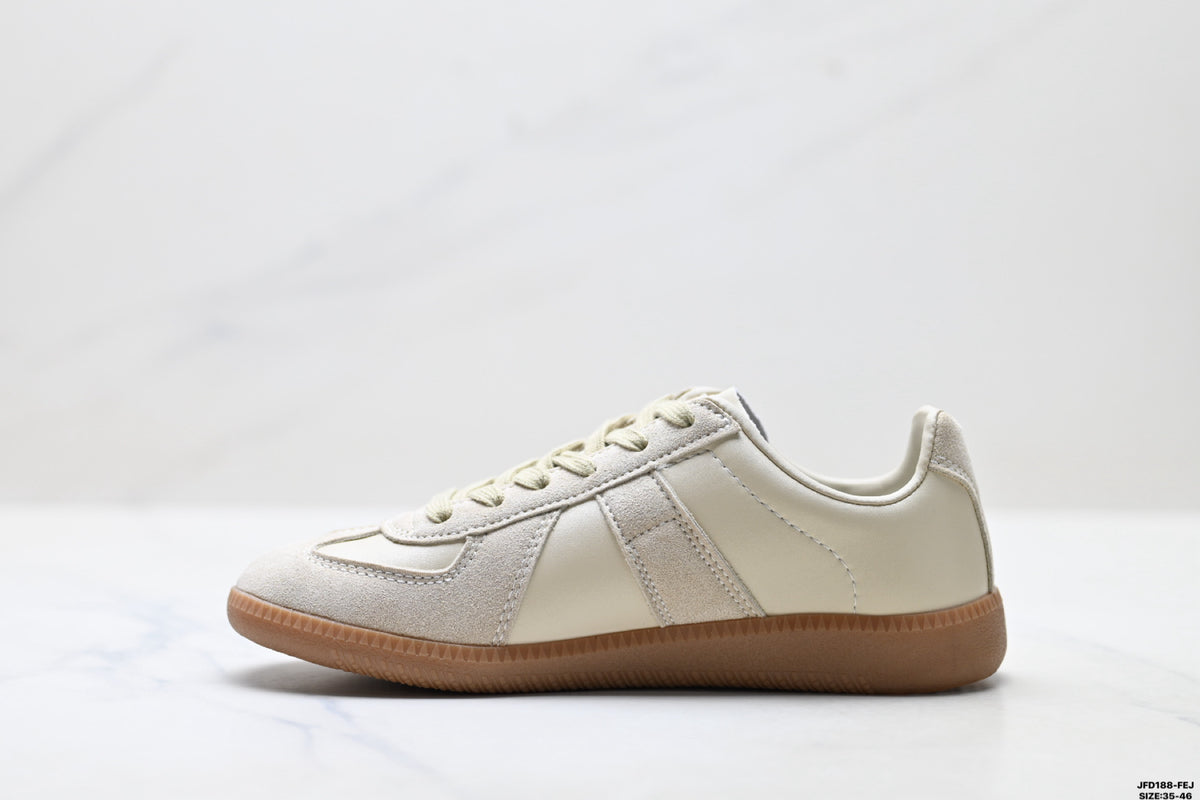 Maison Margiela Replica Wedge Low-Top Sneaker in Calfskin — S57WS0236P1895H8672