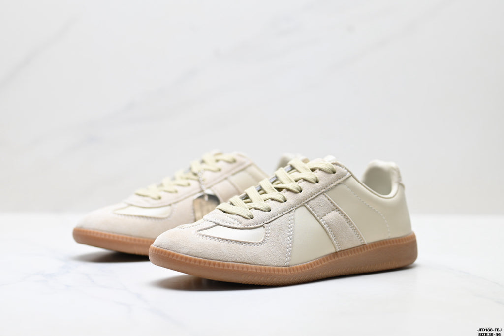 Maison Margiela Replica Wedge Low-Top Sneaker in Calfskin — S57WS0236P1895H8672