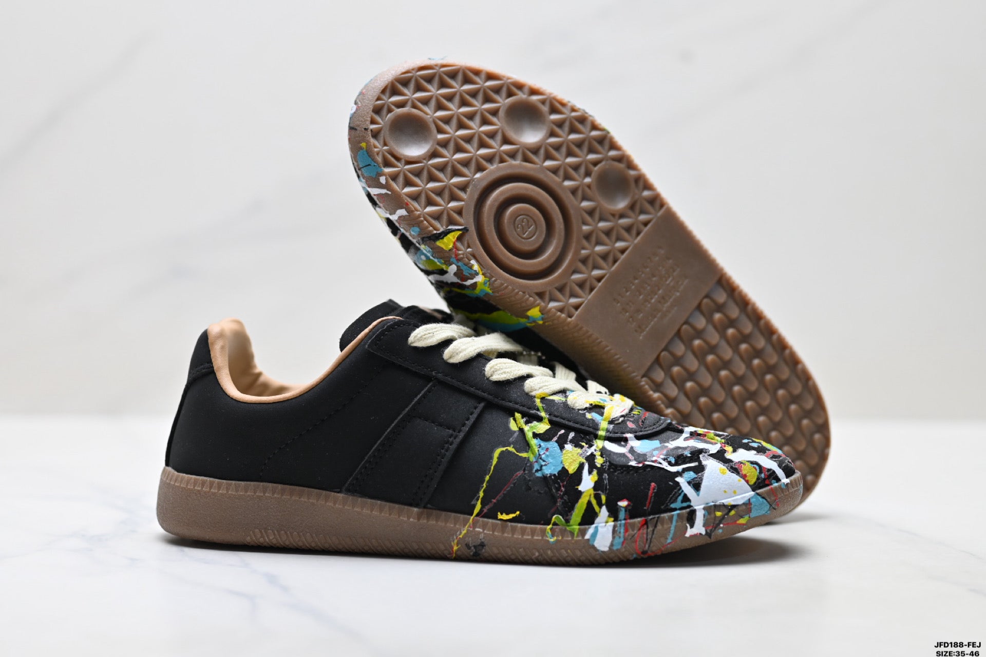 Maison Margiela Replica Wedge Low-Top Sneaker in Calfskin — S57WS0240P1892963