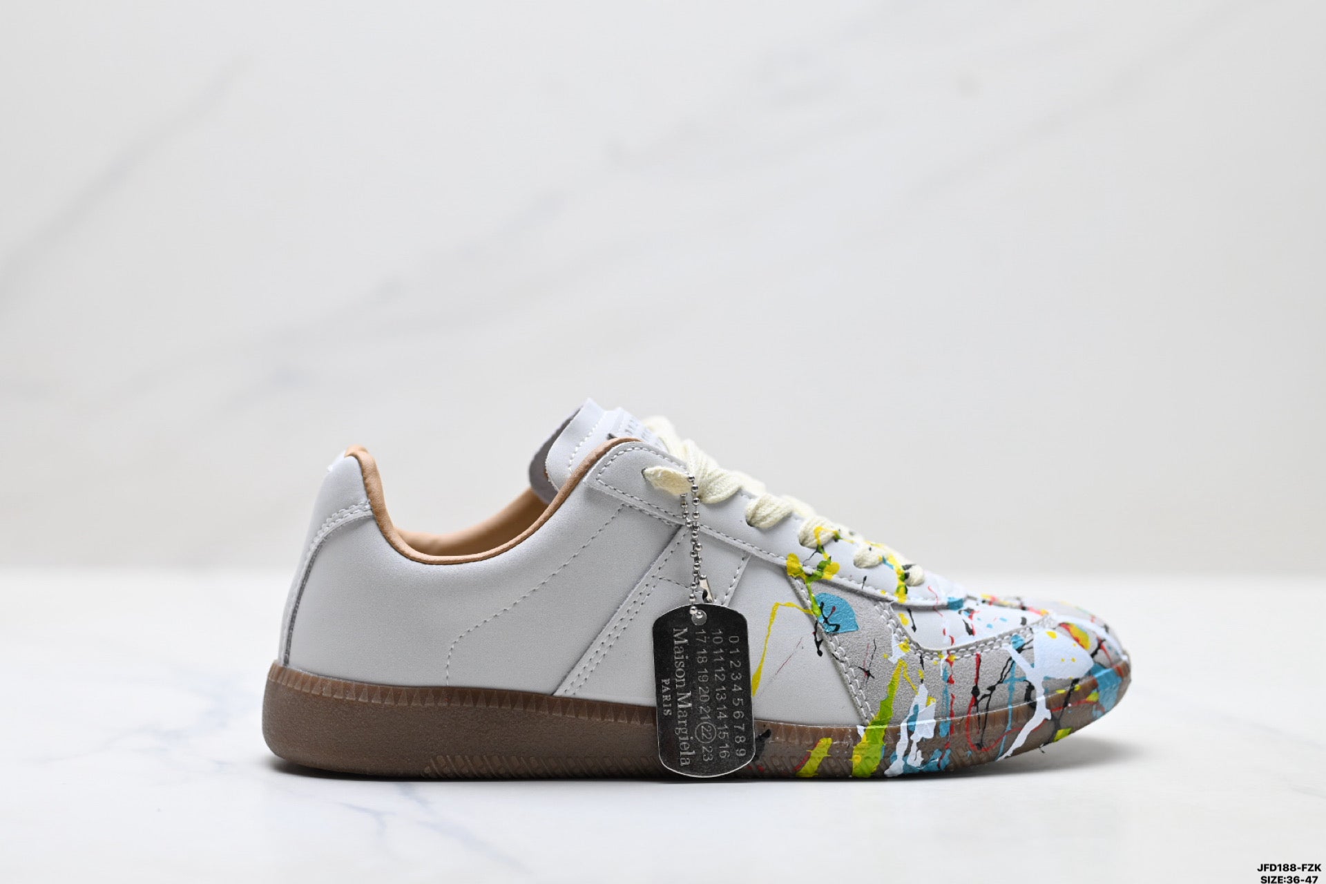 Maison Margiela Replica Wedge Low-Top Sneaker in Calfskin — S58WS0101P1892H8614