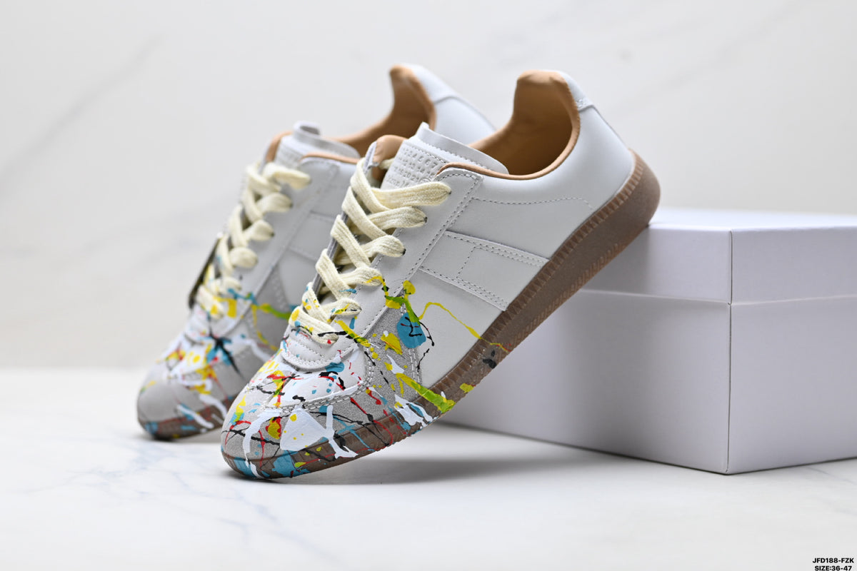 Maison Margiela Replica Wedge Low-Top Sneaker in Calfskin — S58WS0101P1892H8614