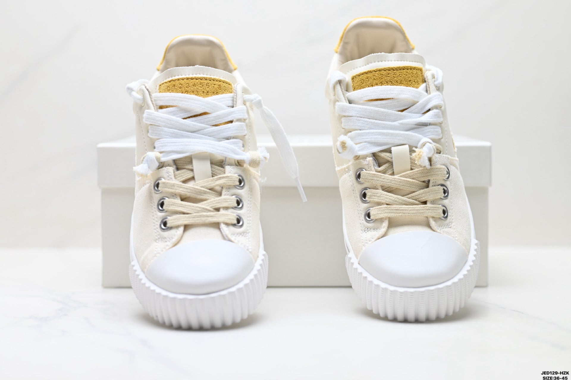 Maison Margiela Evolution Low-Top Sneaker in Leather & Canvas — S58WS0234P5063