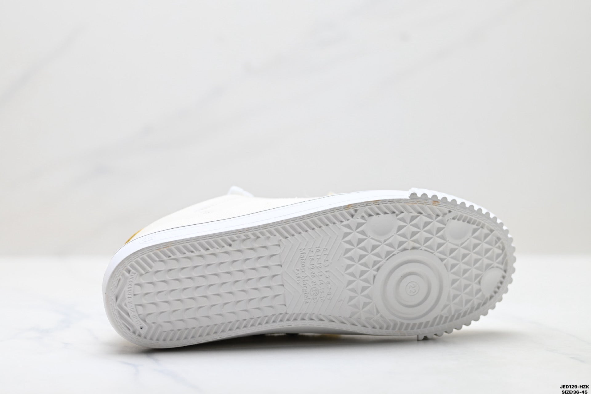 Maison Margiela Evolution Low-Top Sneaker in Leather & Canvas — S58WS0234P5063