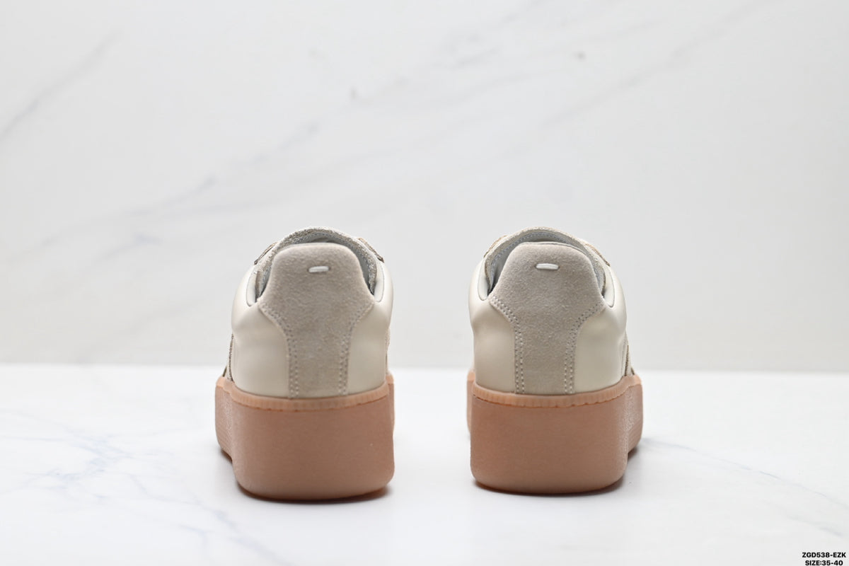 Maison Margiela Replica Wedge Round-Toe Low-Top Sneaker in Calfskin & Suede — S58WS0282P1895HA169
