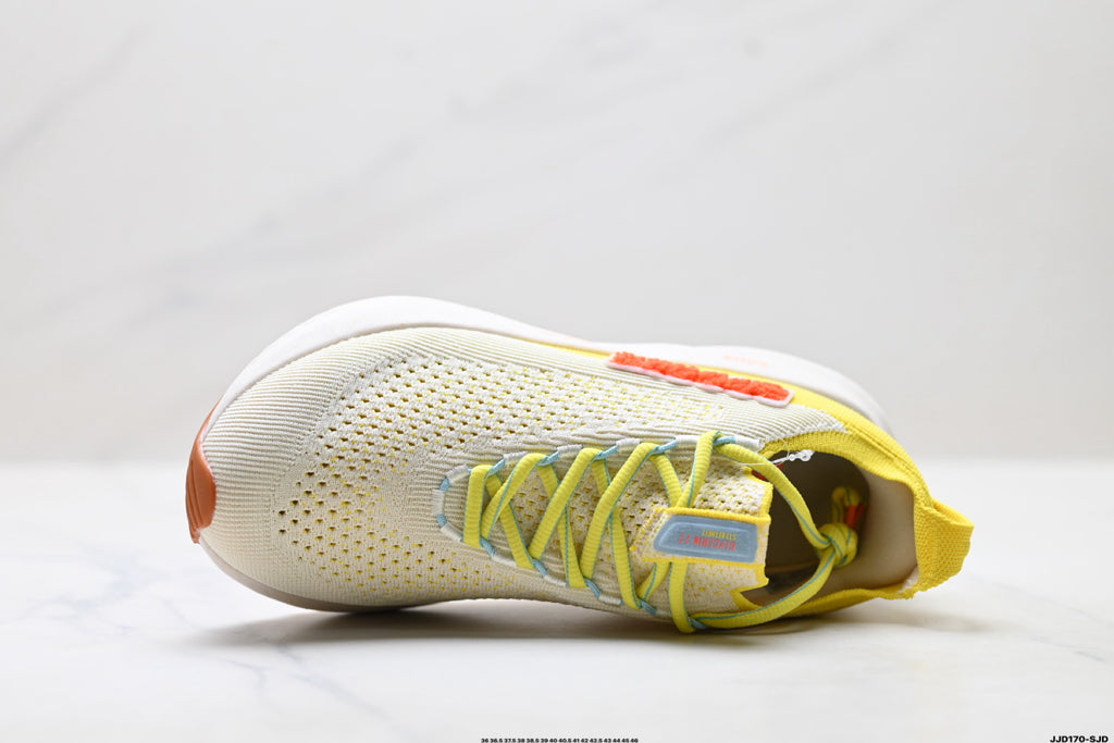 Brooks Glycerin StealthFit 22 Low-Top Marathon Running Shoe — 1204371B744