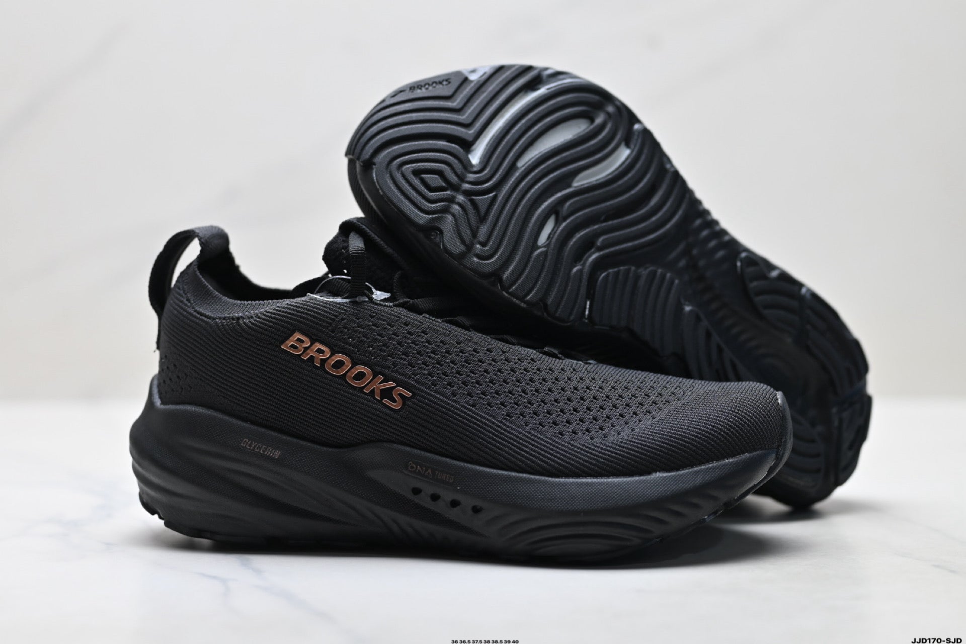 Brooks Glycerin StealthFit 22 Low-Top Marathon Running Shoe — 120437-068
