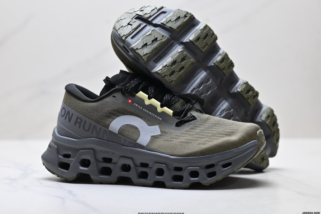 On Cloudmonster 3 Hyper – Men's Lightweight Low-Top Running Shoe