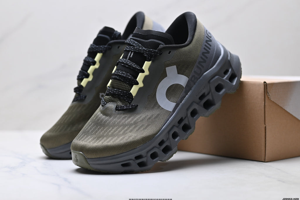 On Cloudmonster 3 Hyper – Men's Lightweight Low-Top Running Shoe