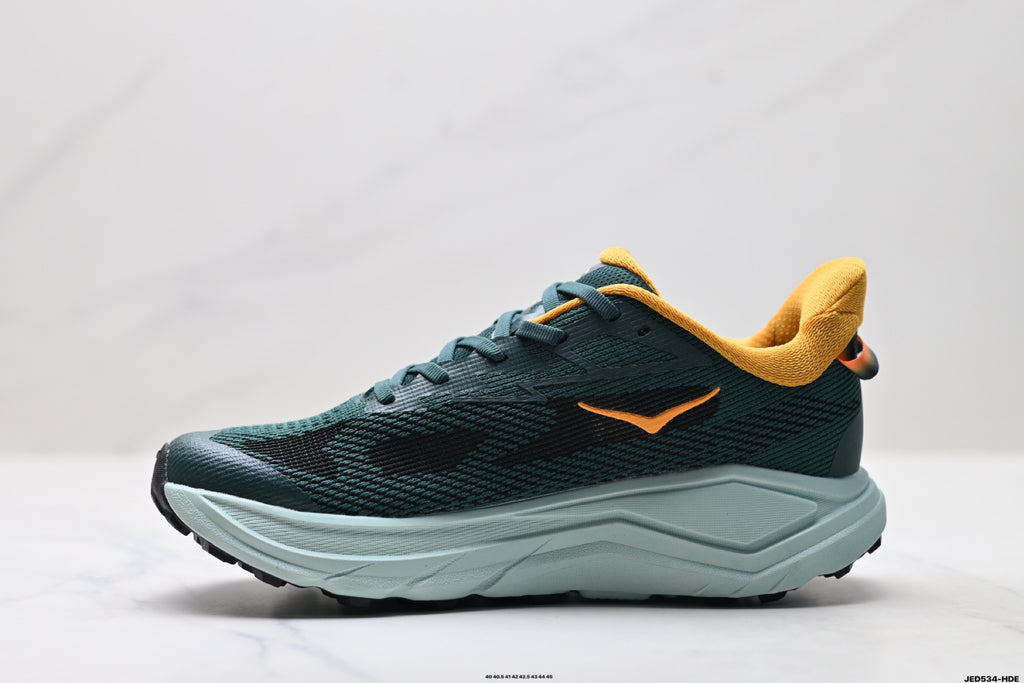 HOKA Challenger 8 Low-Top Running Shoe – BFSG 1168716-BFSG