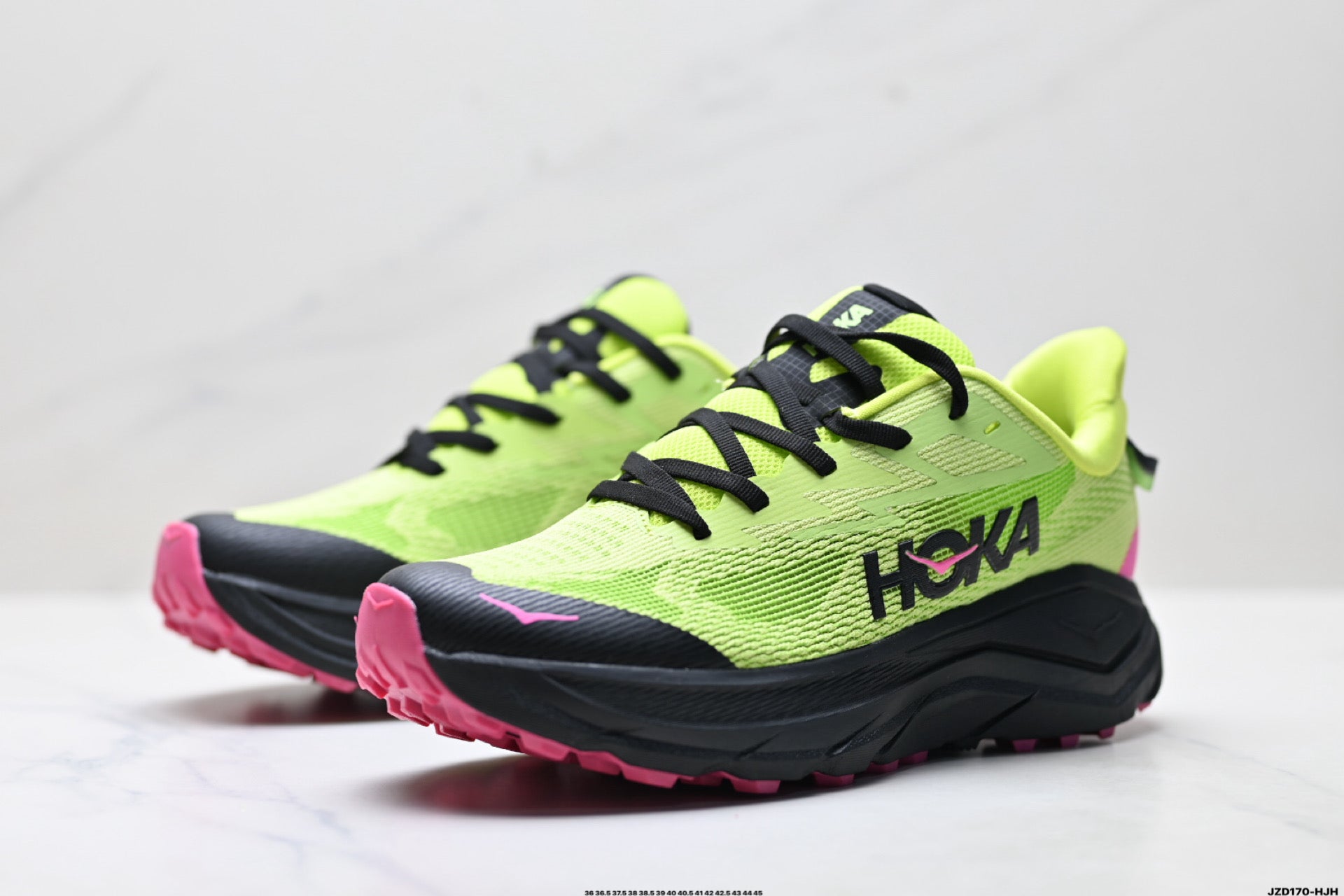 HOKA Challenger 8 Low-Top Running Shoe – 1168716-NHK